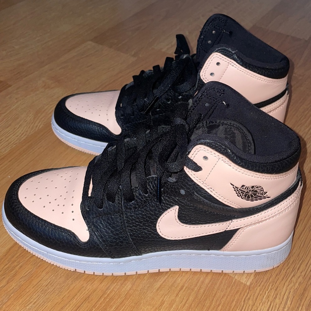 Air Jordan Retro High Crimson Tint